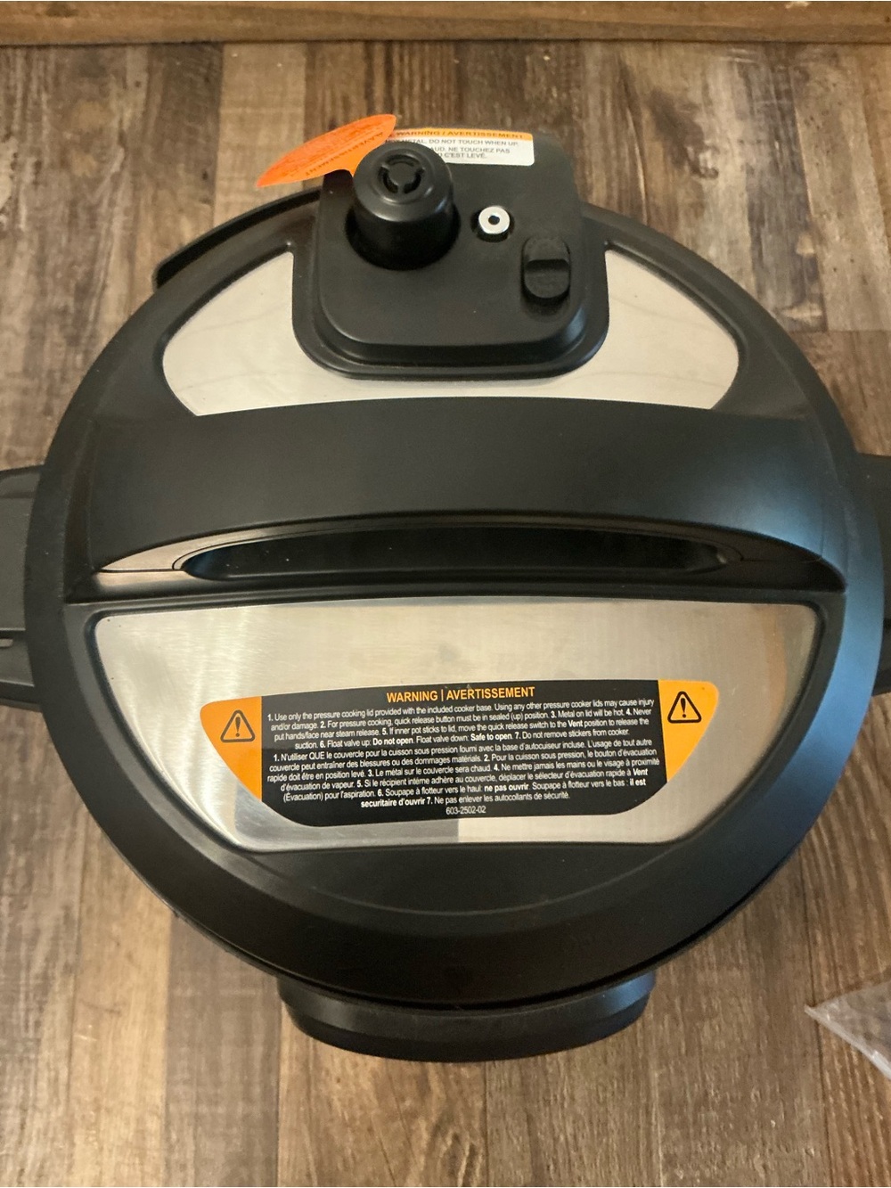 Instant Pot Duo 60 V5 6-Qt Stainless/Black 7-in-1 Multi-Cooker New No Box - Picture 9 of 9